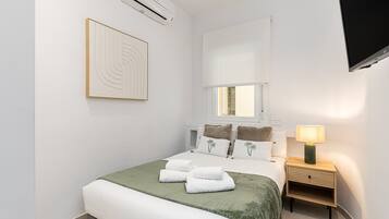 1 bedroom, iron/ironing board, free WiFi