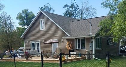 Short-Term Lake Getaway