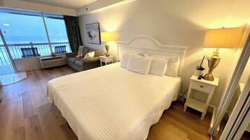 Iron/ironing board, WiFi, bed sheets