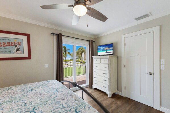 3 bedrooms, iron/ironing board, free WiFi
