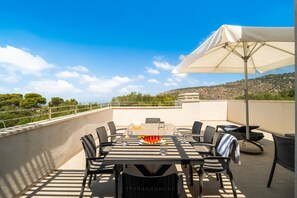 Outdoor dining - Mamad Keshet Eilon Nature Views Suite (Eilon)
