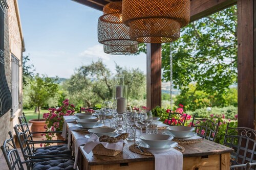 Villa Monticelli - Private villa, 4 bedrooms, pool, airco, wifi, nature, Marche