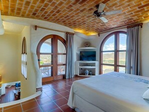 1 soverom, skrivebord, strykejern/-brett og wi-fi