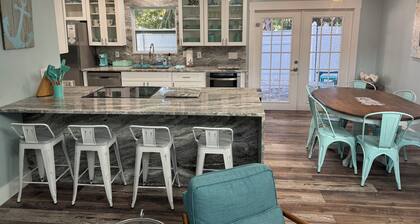 Luxury 3BR Townhouse Walk to Beach • Pet-Friendly • Boat Parking • Sleeps 10