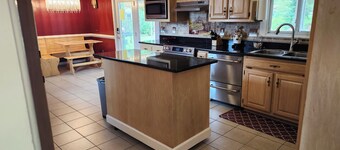 Charming 3-Bedroom Home with Private In-Ground Pool Oasis in Hampton, VA