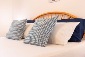 2 bedrooms, WiFi, bed sheets - Venus - Agrustos Budoni (Agrustos)