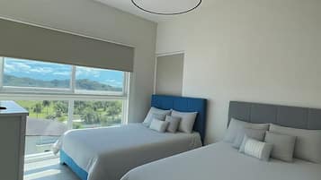 3 slaapkamers, een strijkplank/strijkijzer, gratis wifi, beddengoed