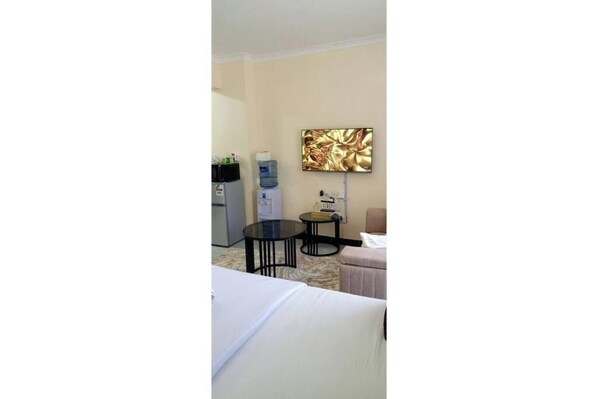 1 bedroom, internet, bed sheets