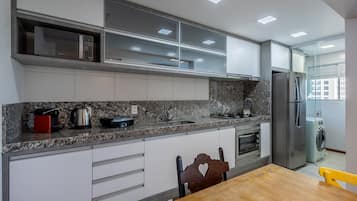 Basic Apartment | Private kitchen