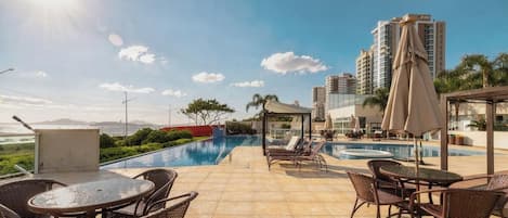 Appartement de base | Piscine
