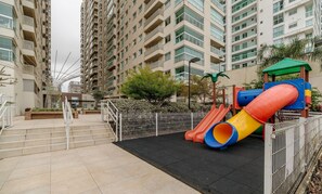 Children’s area - Apto Vista Mar com churrasqueira BBH1003 (Picarras)