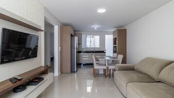 Basic Apartment | Living area