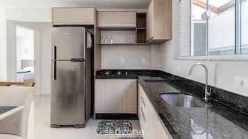 Basic Apartment | Private kitchen