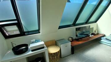 Family Special Spa Room, City View | Living area