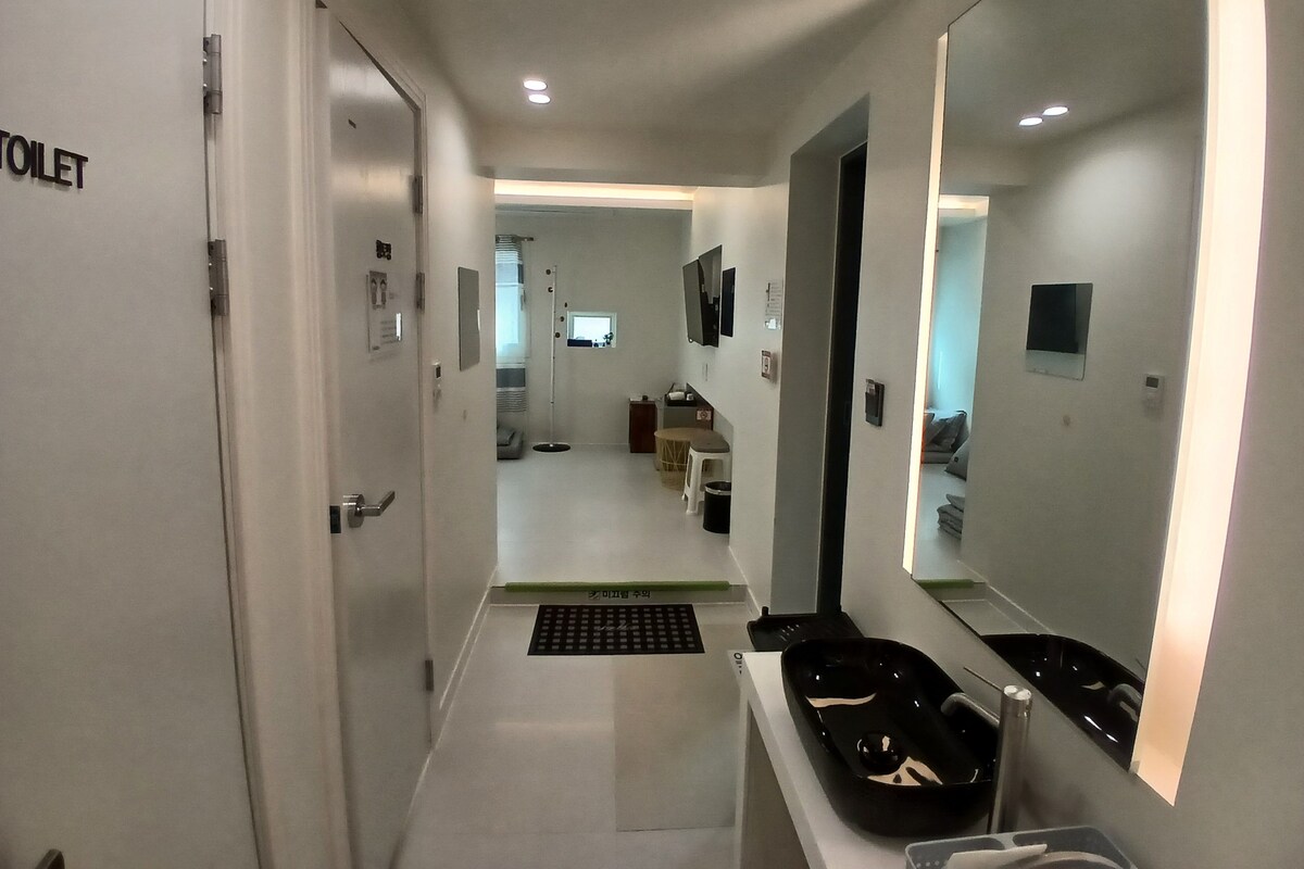 Deluxe Ondol Spa Room (Jjimjilbang not included) | Oppholdsområde