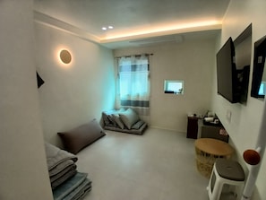 Deluxe Twin Ondol Steaming Spa Room