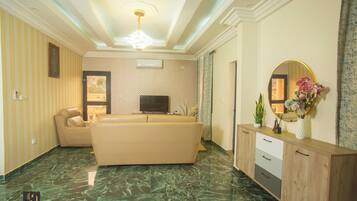 智能電視、壁爐