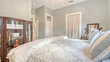 1 bedroom, internet, bed sheets