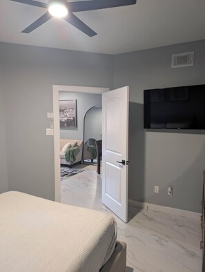 1 Schlafzimmer, Bügeleisen/Bügelbrett, WLAN, Bettwäsche