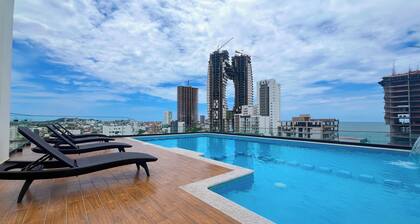 Makeva Condos - Near Malecon