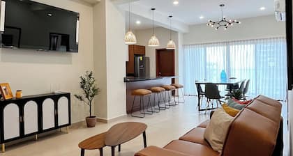 Makeva Condos - Near Malecon