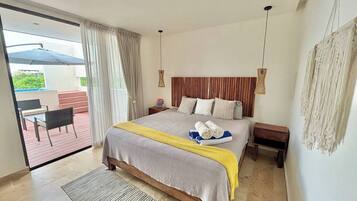 Departamento Deluxe, 3 habitaciones | Escritorio, espacio para trabajar con laptop y wifi gratis
