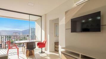 Basic Apartment | Living area