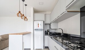 Basic Apartment | Private kitchen - Beautiful apt With bbq 100m From the Beach Bln0802 (Porto Belo)