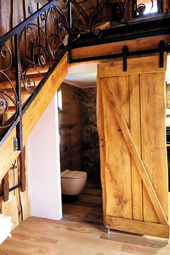 Superb chalet with AC in sunny Sunja