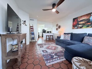 Televisión, oficina