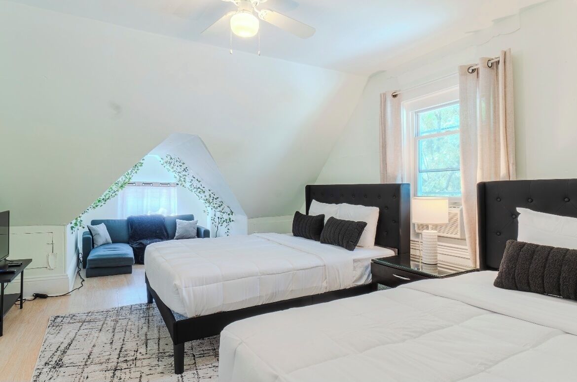 4 bedrooms, Internet, bed sheets