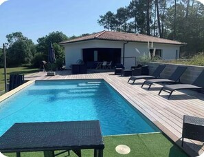 Piscina externa, piscina aquecida