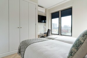 Executive 102C | Iron/ironing board, free WiFi
