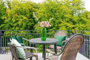 Executive 102C | Terrace/patio - Park Central Short Stay (The Hague)