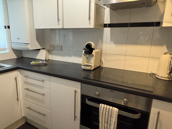 Microwave, oven, stovetop, dishwasher