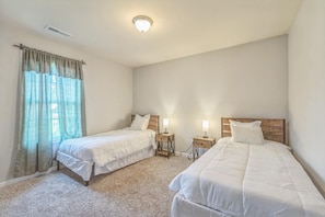 3 bedrooms, free WiFi, bed sheets