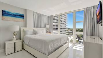 1 slaapkamer, een strijkplank/strijkijzer, gratis wifi, beddengoed