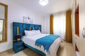 3 chambres, fer et planche à repasser, accès Internet, draps fournis