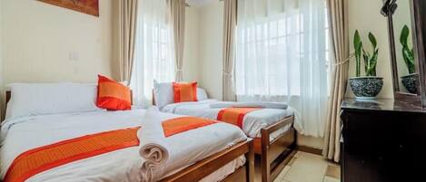 3 間睡房、上網