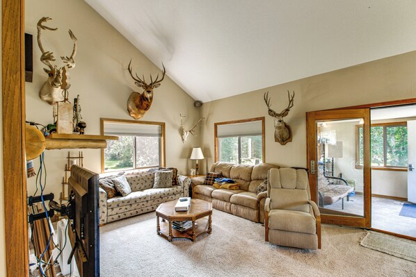 House (3 Bedrooms) | Interior