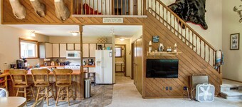 'pine Haven' Family Escape in Menahga: Fish & Hunt