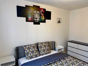 2 camere, ferro/asse da stiro, Wi-Fi, lenzuola