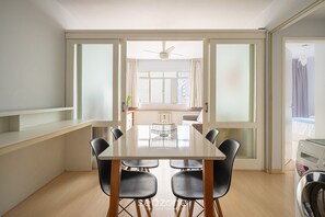 Dining - Well Equipped apt in BC Center 300m fr/ sea Ecp055 (Balneário Camboriú)