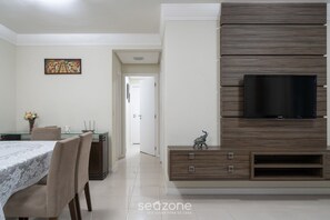 Interior - 3rooms apt w Suite and bbc Close to Beaches Egv302 (Balneário Camboriú)