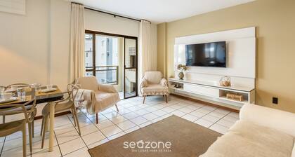 3BR apt w/ Balcony, 150m to sea Meia Praia Eis305