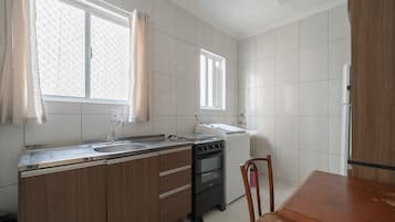 Basic Apartment | Private kitchen