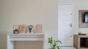 Basic Apartment | Interior