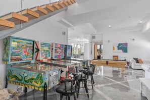 Villa (5 Bedrooms) | Interior