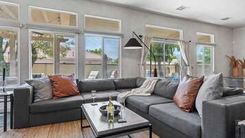 Nhà (4 Bedrooms) | Nội thất