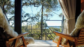 Stuga Deluxe - utsikt mot bergen | Vardagsrum